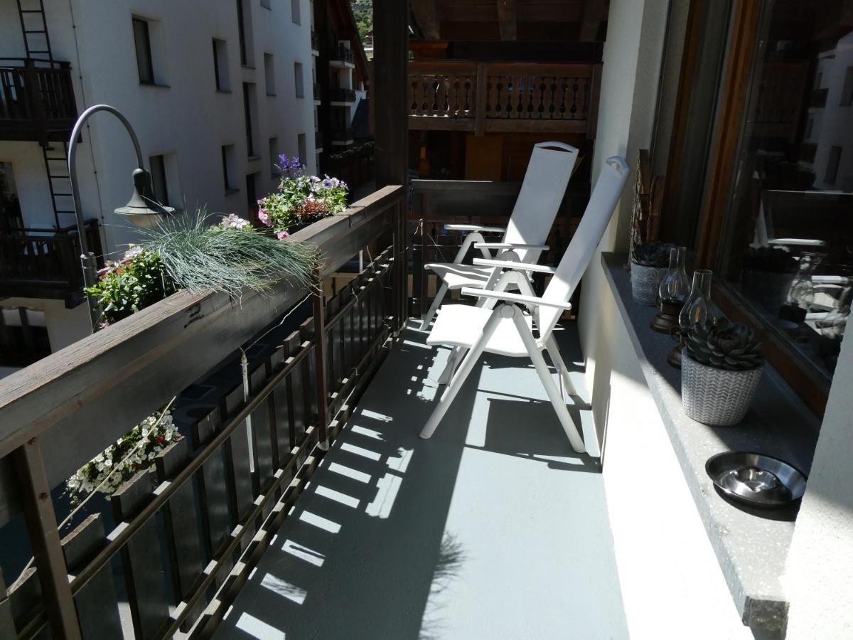 Central & Elegant Apartments,Partially With Fireplace, By Zermatt Rental Bagian luar foto