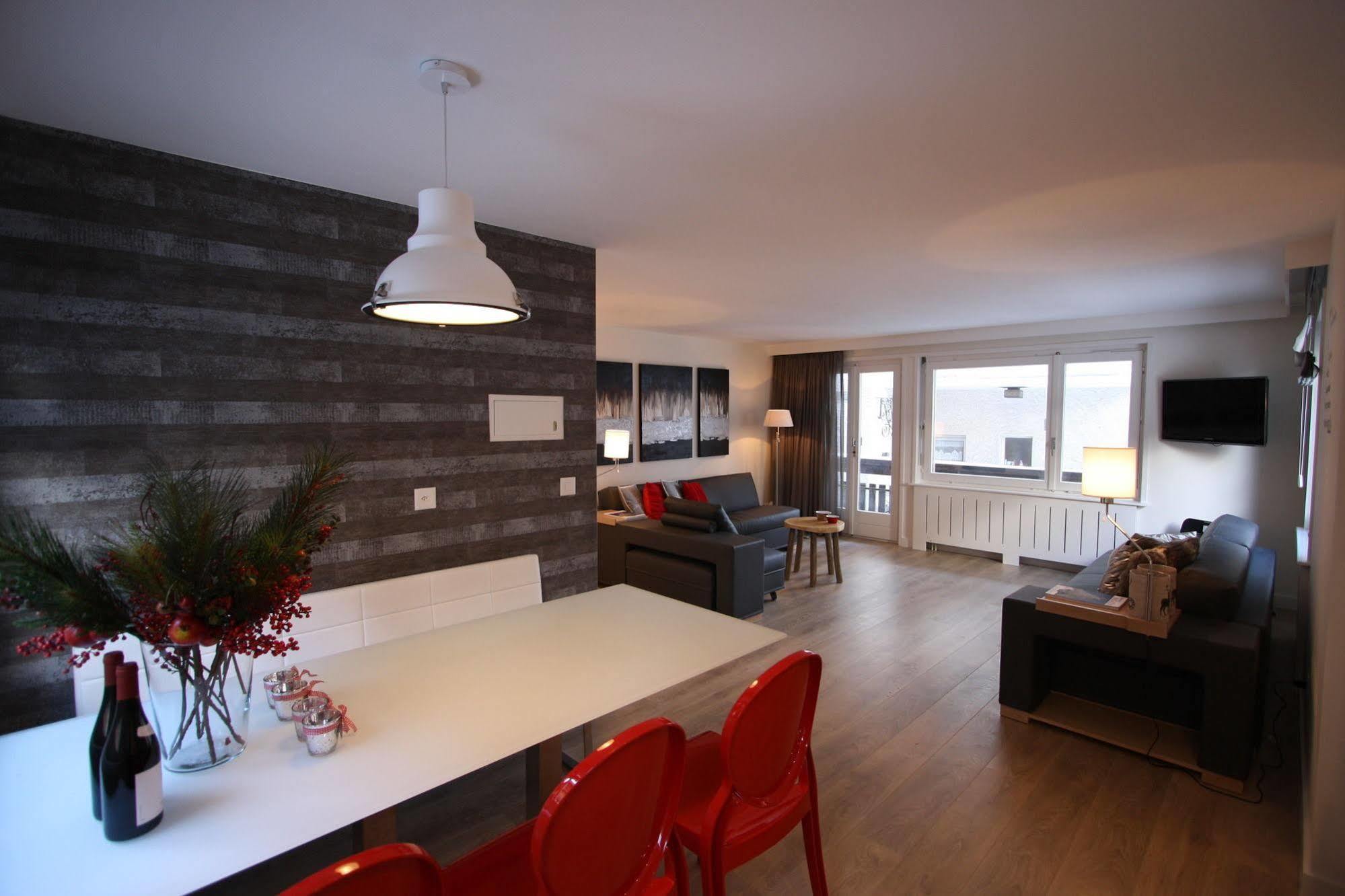 Central & Elegant Apartments,Partially With Fireplace, By Zermatt Rental Bagian luar foto